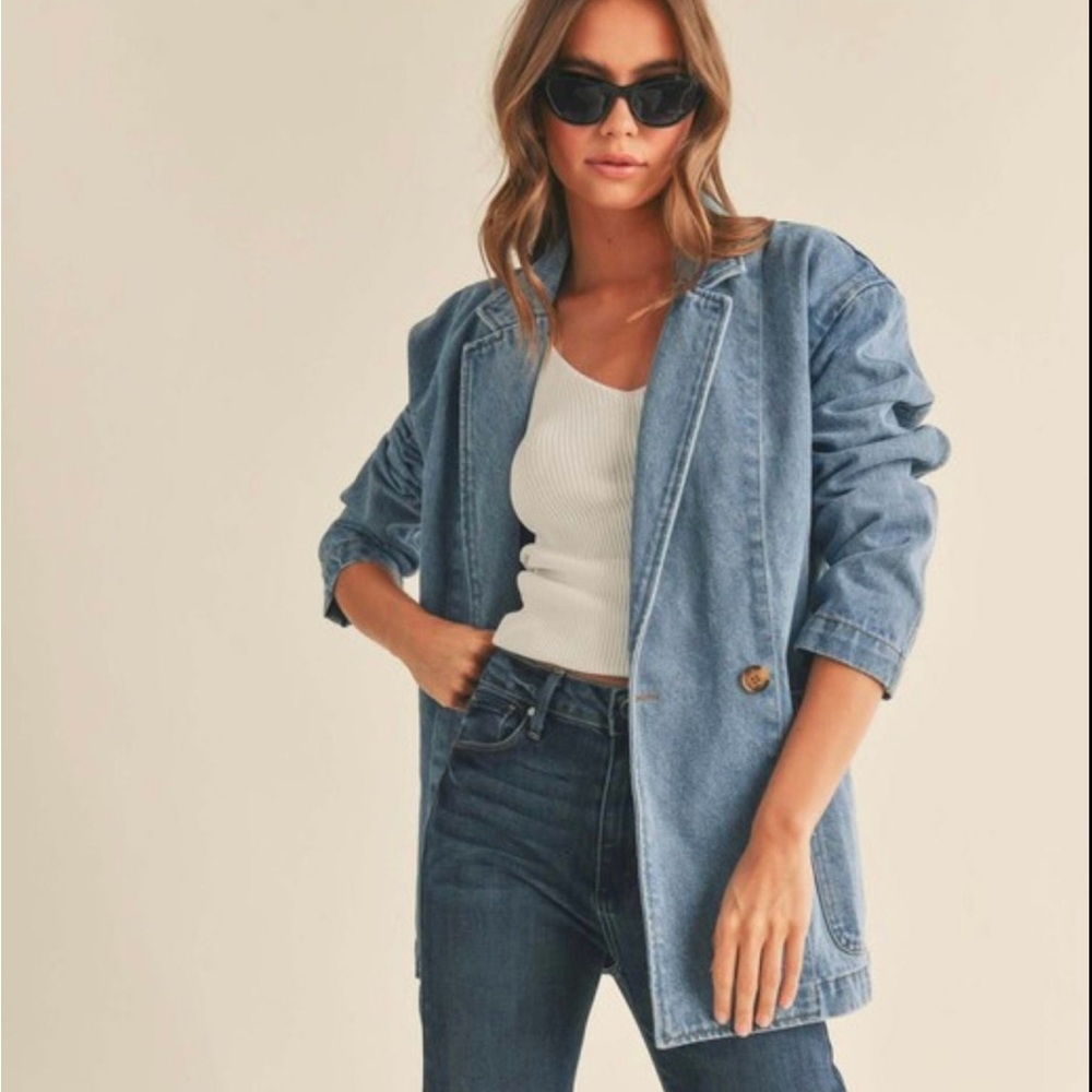 Oversized Denim Blazer Size Small NWT